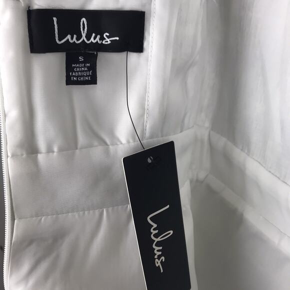 NWT Lulu's Silver Mini Dress Metallic Sleeveless Ruffles Bodycon V-Neck Small - Picture 10 of 11